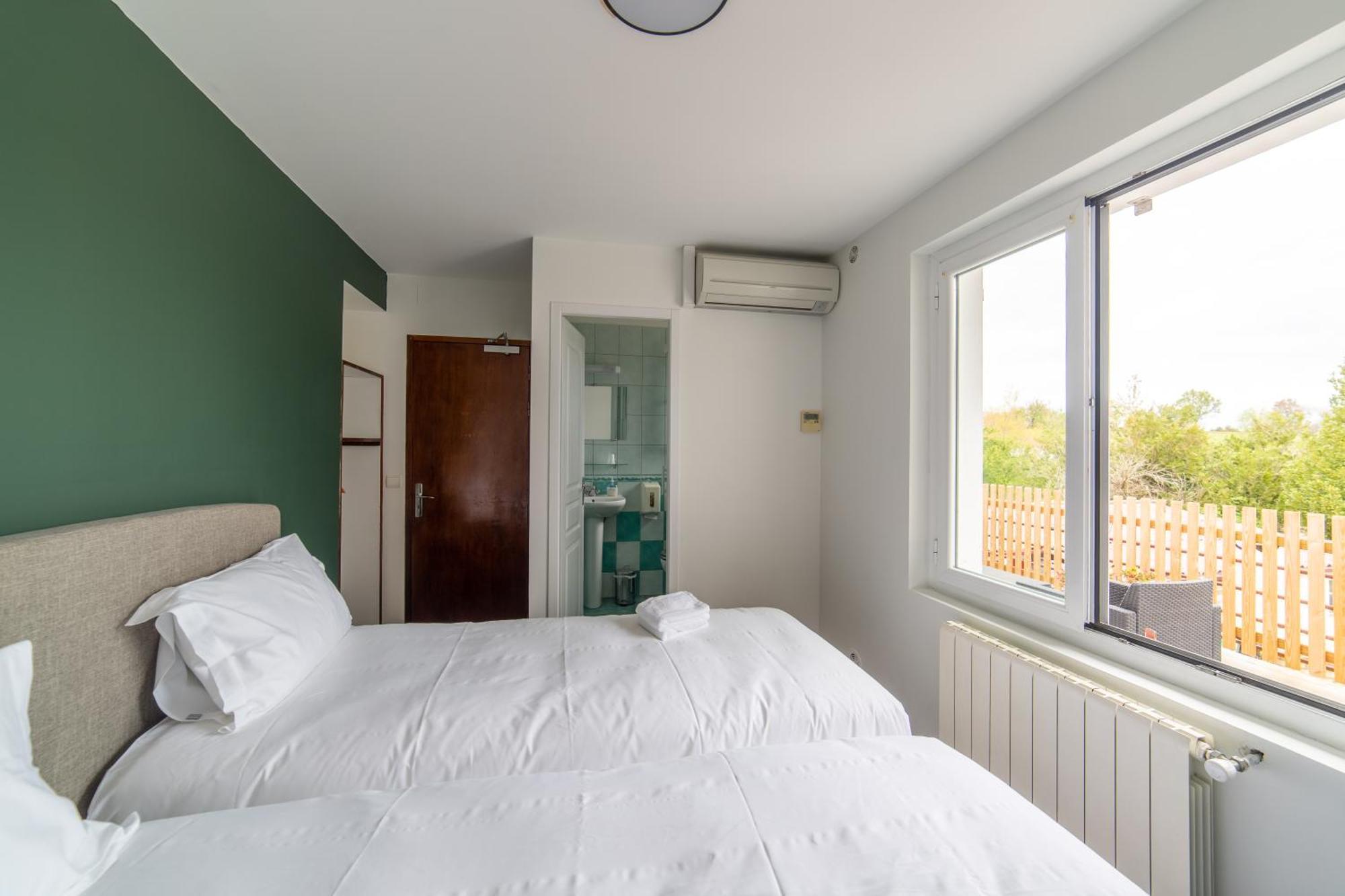 Auberge Trabenia Ascain Pokój zdjęcie